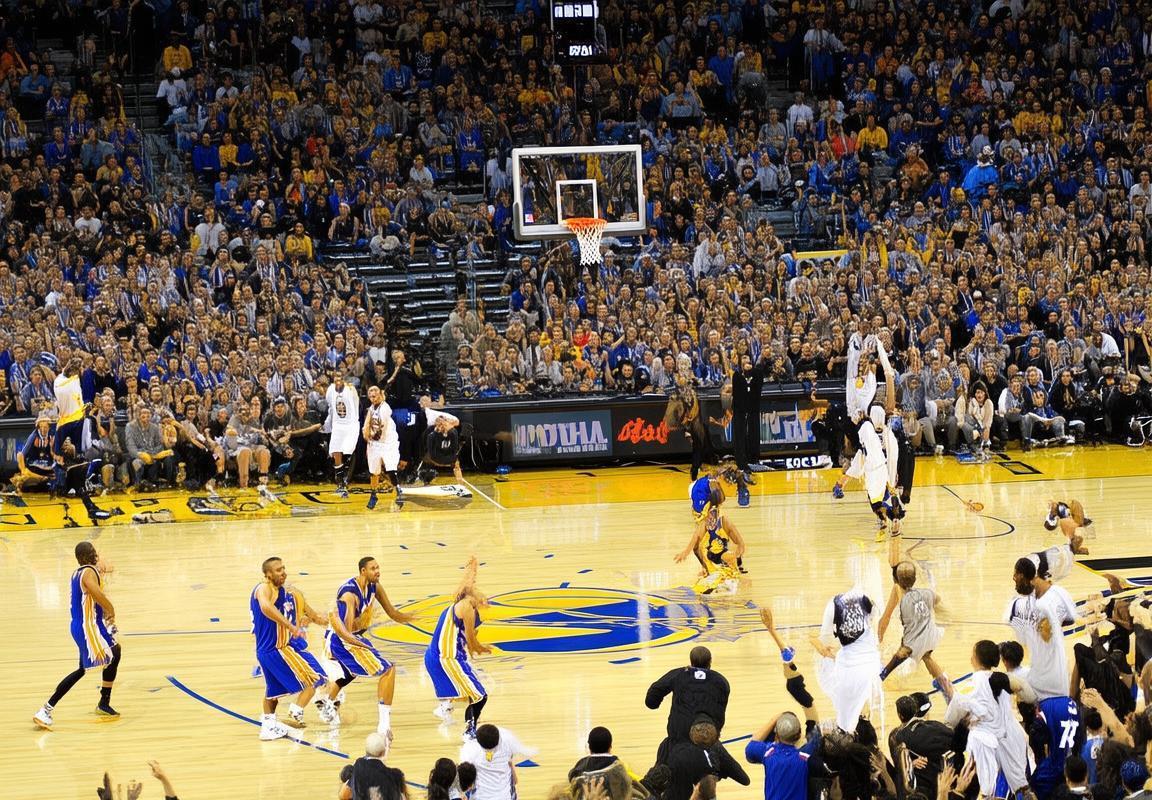 2013年NBA季后赛：马刺vs勇士经典对决解析