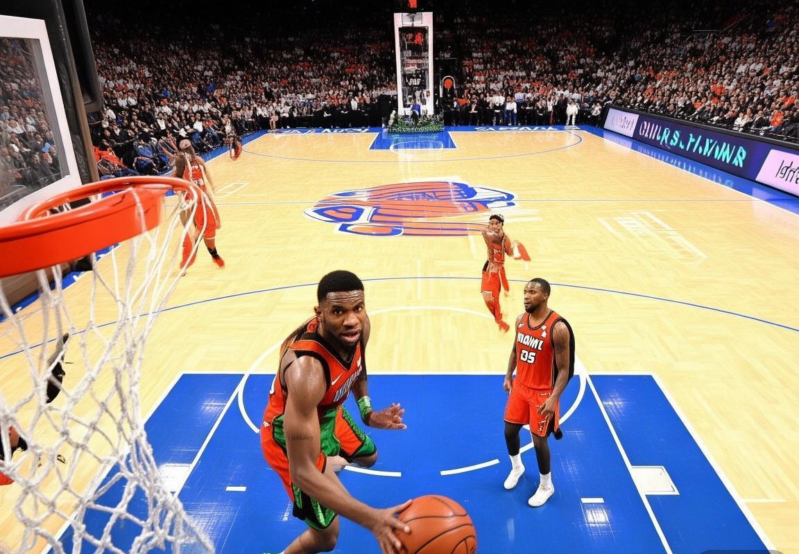 2019 NBA热火尼克斯巅峰对决：激情火花碰撞回顾(图2)